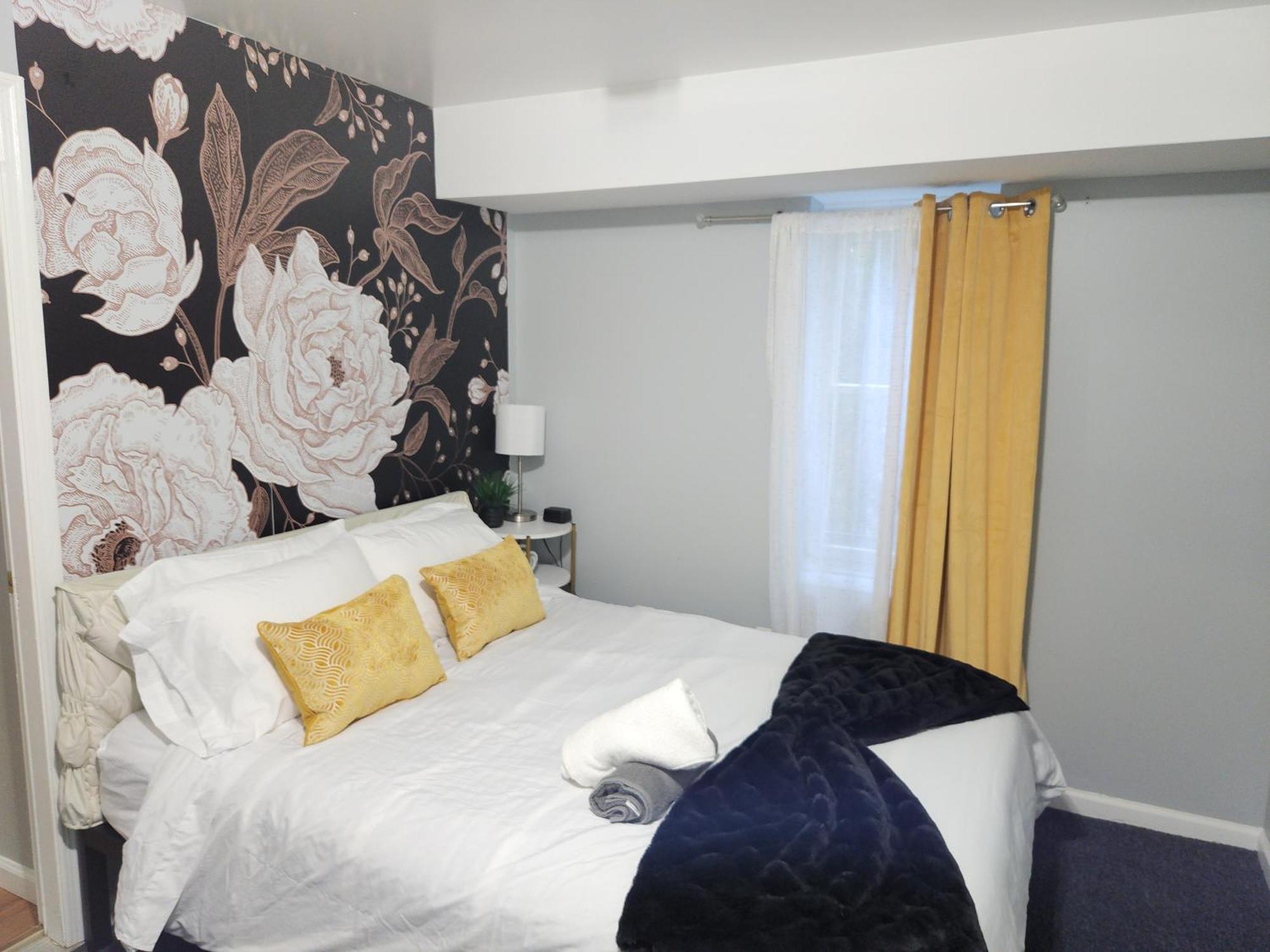 Entire 2-Bed Private Apt - Ewr/Nyc/Outlet Mall Newark Exterior photo